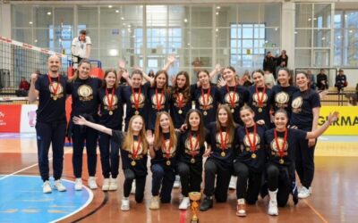 Državno natjecanje u mini odbojci : zlatna medalja za Lanu Cvjetičanin